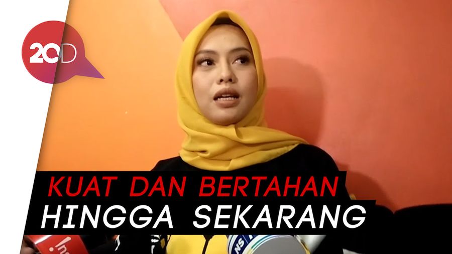 Fans Zivilia Jadi Penguat Istri Zul Hadapi Kasus Suaminya