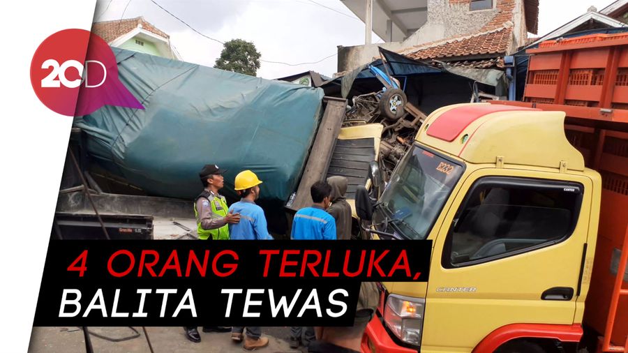 Tabrakan Beruntun di Bandung Barat, Empat Kendaraan Tumpang-tindih