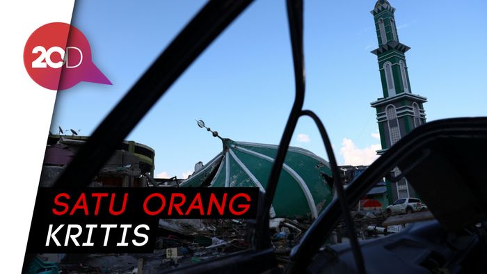 Menara Masjid PCNU Sukabumi Ambruk, 2 Pekerja Tewas