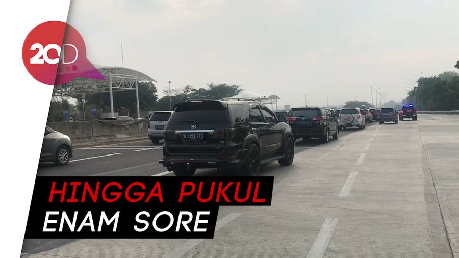 Libur Natal, Polisi Berlakukan One Way Tol Cikampek-Semarang