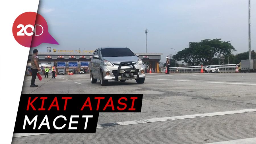 Tol Japek Padat, Polisi Perpanjang Contraflow Hingga Km 65
