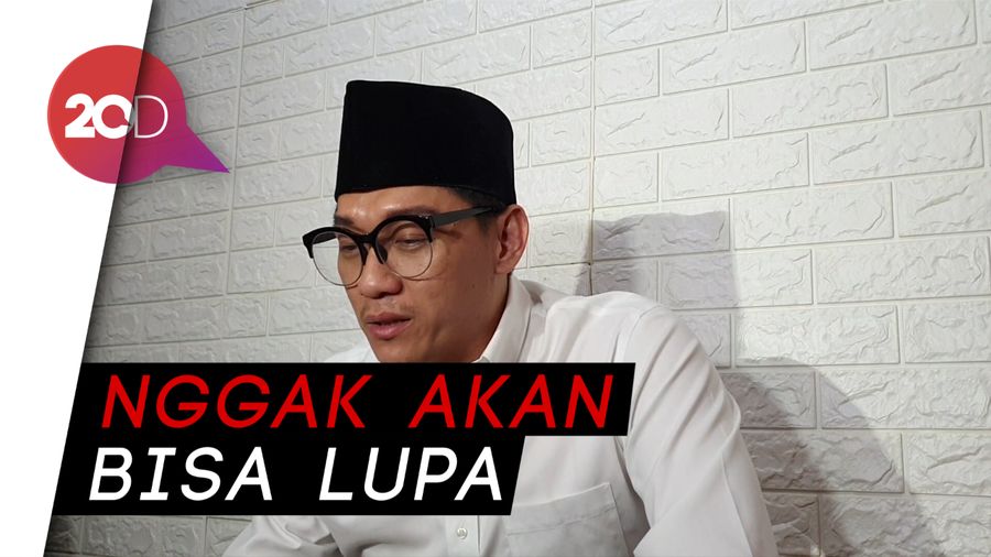 Kenang Rekan Band dan Istrinya, Ifan Seventeen Gelar Tahlilan