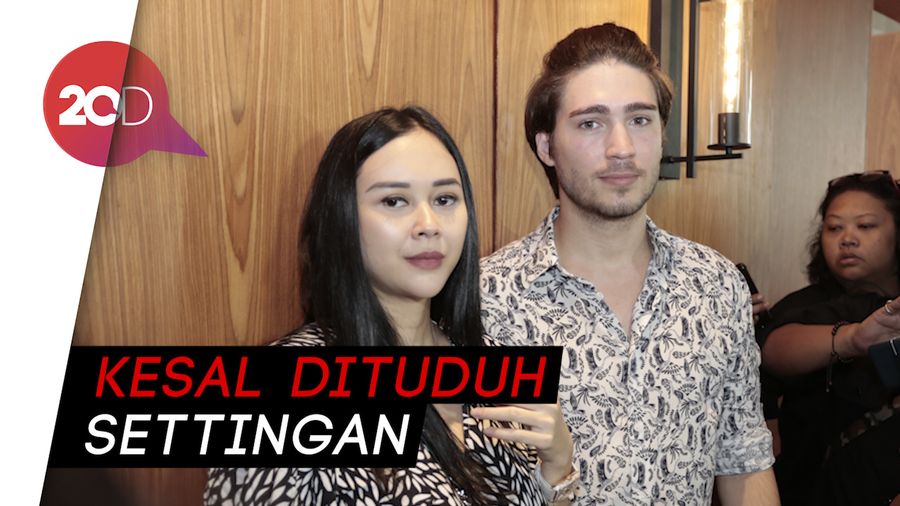 Unfollow Instagram Suami, Aura Kasih: Terserah Gue Lah!