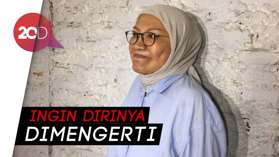 Selama di Bui, Ratna Sarumpaet Tulis Curhatan Lewat Buku Autobiografi