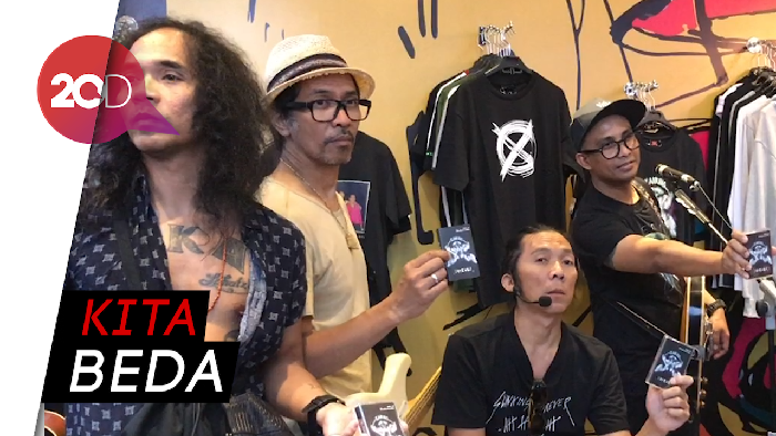 Slank Rilis Album ke-23 dalam Bentuk Kaset
