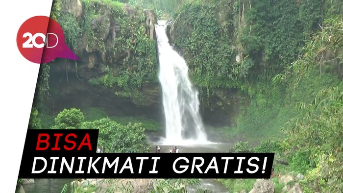 Jelang Tahun Baru, Seru-seruan Dulu di Air Terjun Guyangan