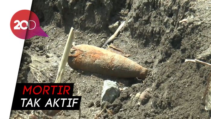 Mortir Ditemukan Warga di Tengah Sawah di Pasuruan