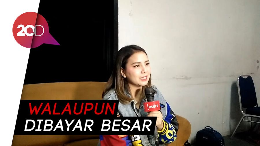 Demi Kumpul Bareng Keluarga, Tya Ariestya Tolak Job Tahun Baru