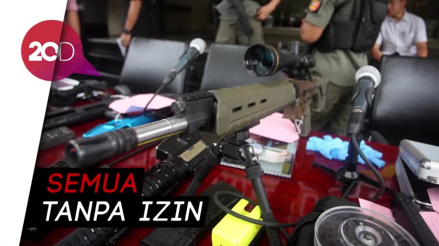 Deretan Senjata dan Amunisi dalam Brankas Si Koboi Lamborghini