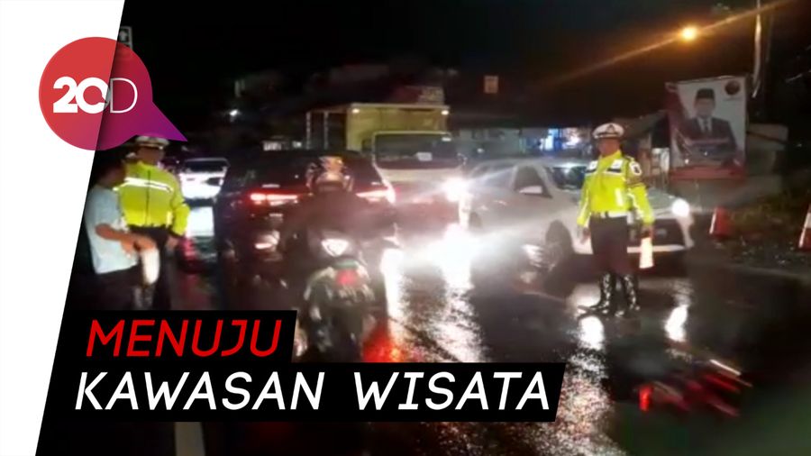 Ribuan Kendaraan Padati Pelabuhanratu Jelang Tahun Baru