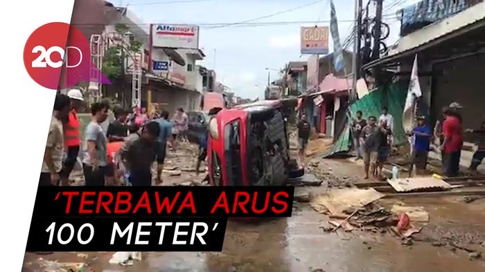 Cerita Pemilik Mobil yang Ringsek Terseret Banjir di Bekasi