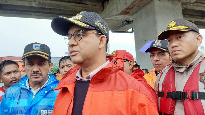 Melihat Kembali Konsep Naturalisasi Sungai Ala Anies Baswedan