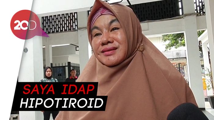 Ibunda Bantah Turunkan Gen Bipolar ke Medina Zein