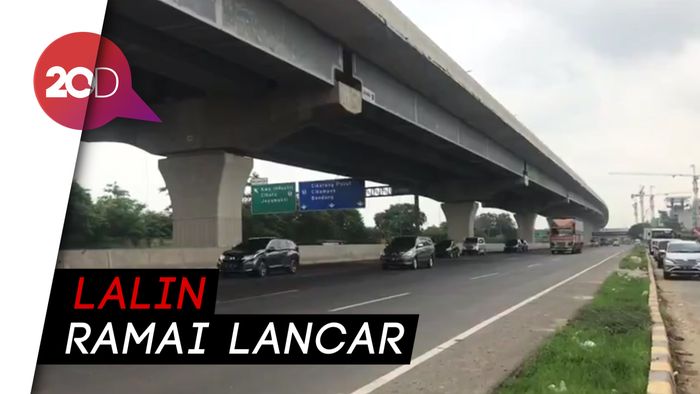Libur Hampir Berakhir, Belum Ada Lonjakan Kendaraan di Tol Cikampek