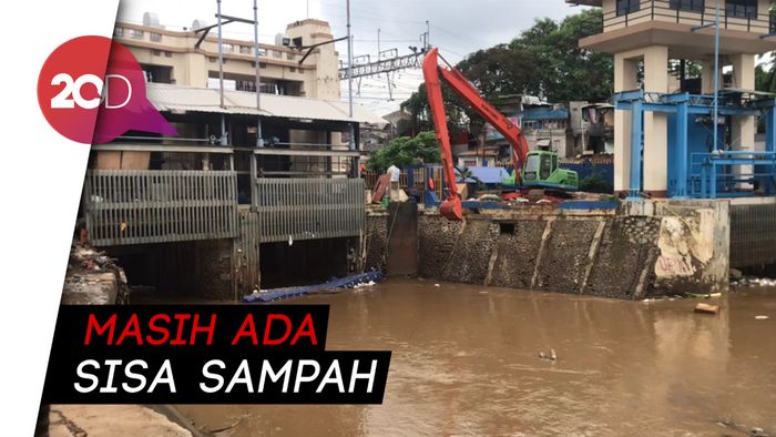 Ketinggian Air di Pintu Air Manggarai Normal