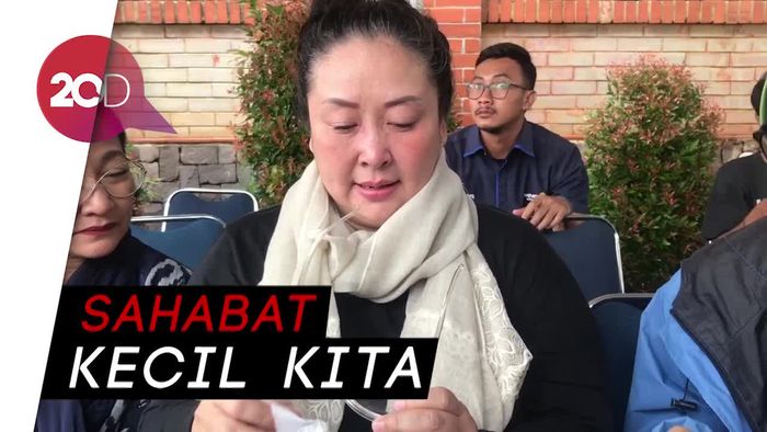 Ira Maya Sopha Bangga Jadi Bagian Perjalanan Hidup Ria Irawan