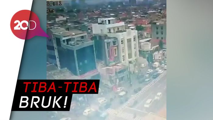 CCTV Rekam Detik-detik Robohnya Gedung di Slipi, Ini Penampakannya
