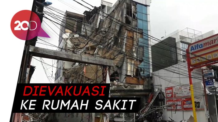 Korban Ruko Roboh di Slipi: Driver Ojol, Penumpang dan Orang Melintas