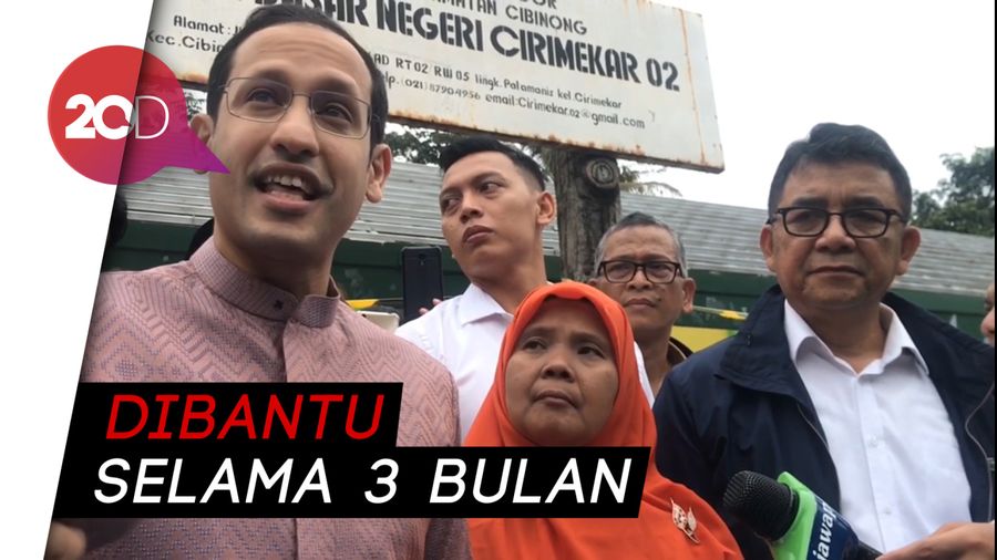 Sekolah Ambruk karena Hujan, Nadiem Turut Beri Tunjangan ke Guru