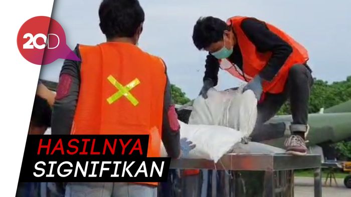 25 Ribu Kg Garam Sudah Disebar untuk Modifikasi Cuaca