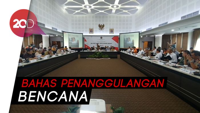 Banjir Tewaskan 67 Orang, Menko PMK Gelar Rakor Tingkat Menteri 