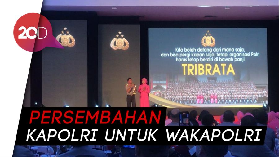Nyanyikan Lagu Bimbo, Kapolri Iringi Pelepasan Pensiun Komjen Ari Dono