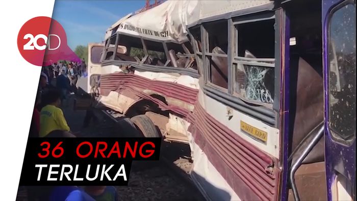 Bus Ditabrak Kereta di Meksiko, 7 Penumpang Tewas