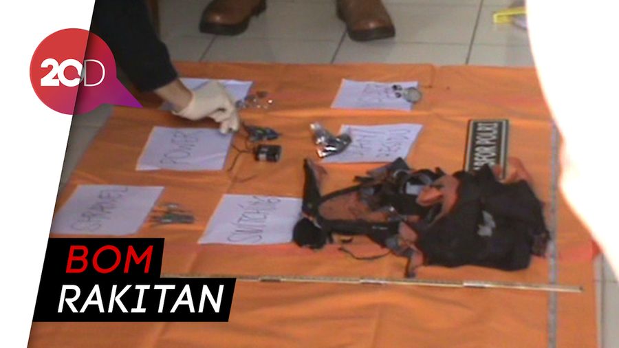 Polisi Buru Pelaku Pembuat Bom Dalam Tas di Bengkulu