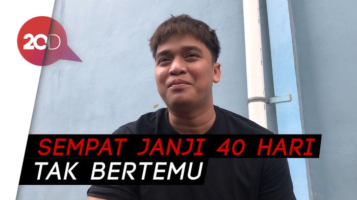 Billy Syahputra Gagal Tahan Diri Tak Temui Pacar Usai Umrah