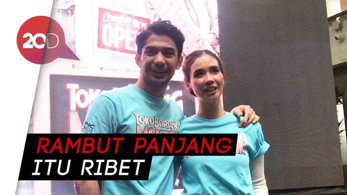 Syuting Pakai Wig Gondrong, Reza Rahadian Kegerahan