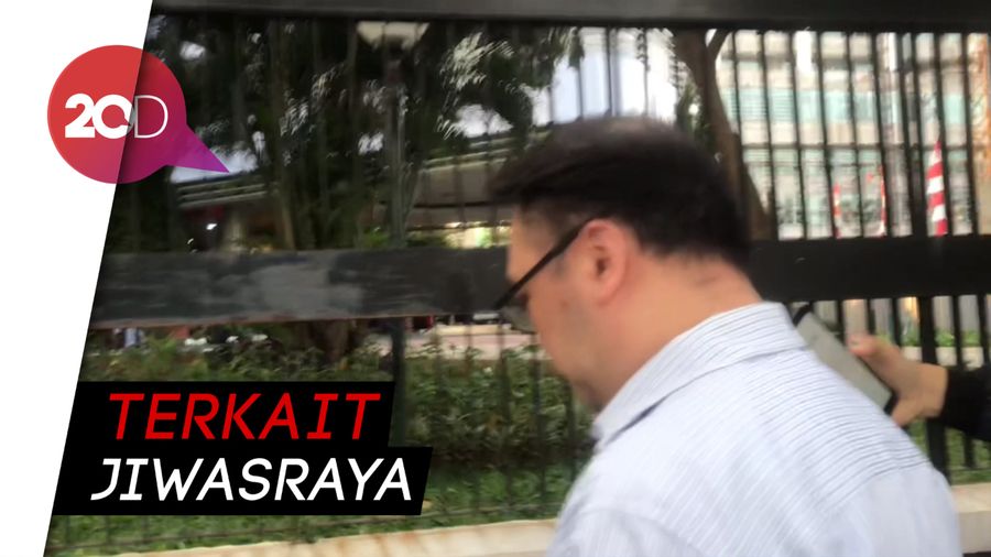 Diperiksa Kejagung Terkait Jiwasraya, Direktur Sinarmas AM Bungkam!