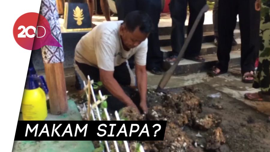 Makam di Kontrakan Raja-Ratu Keraton Agung Sejagat Dibongkar!
