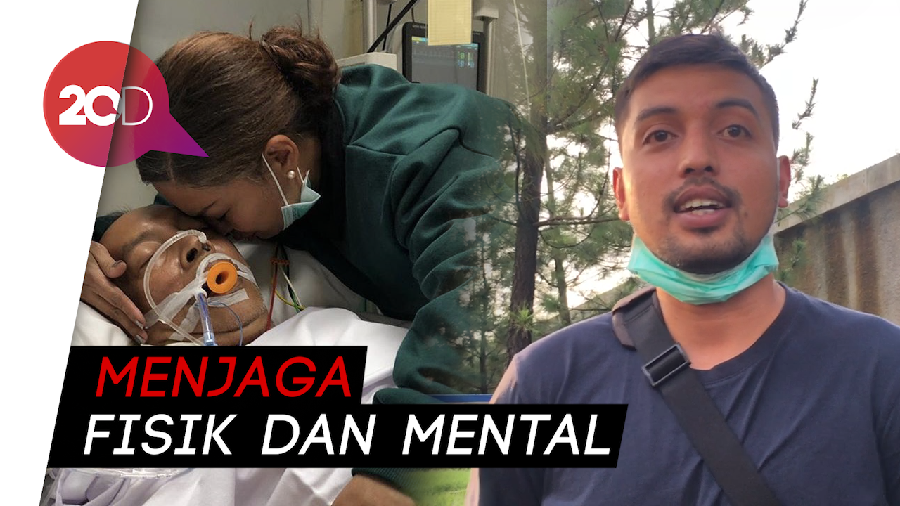Ketiga Anak Soraya Haque Ambil Alih Jaga Ekki di ICU