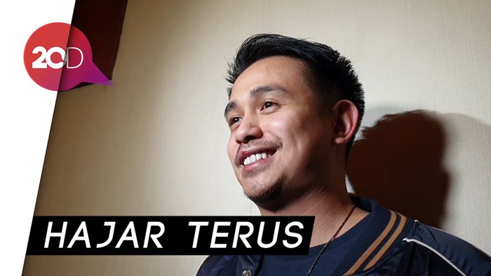 Ajun Perwira Ngebet Jadi Papa Muda Selagi Istri Belum Menopause