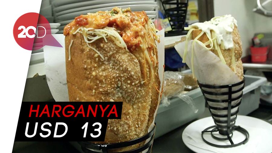 Melahap Sandwich Isi Pasta, Dijamin Kenyang!