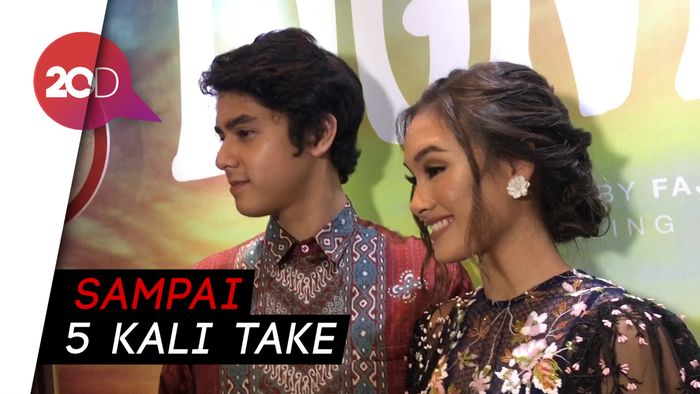 Al Ghazali Kikuk Akting Mesra dengan Caitlin Halderman