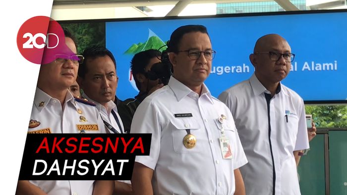 Anies Ingin Integrasikan KRL-TransJ di Kebayoran