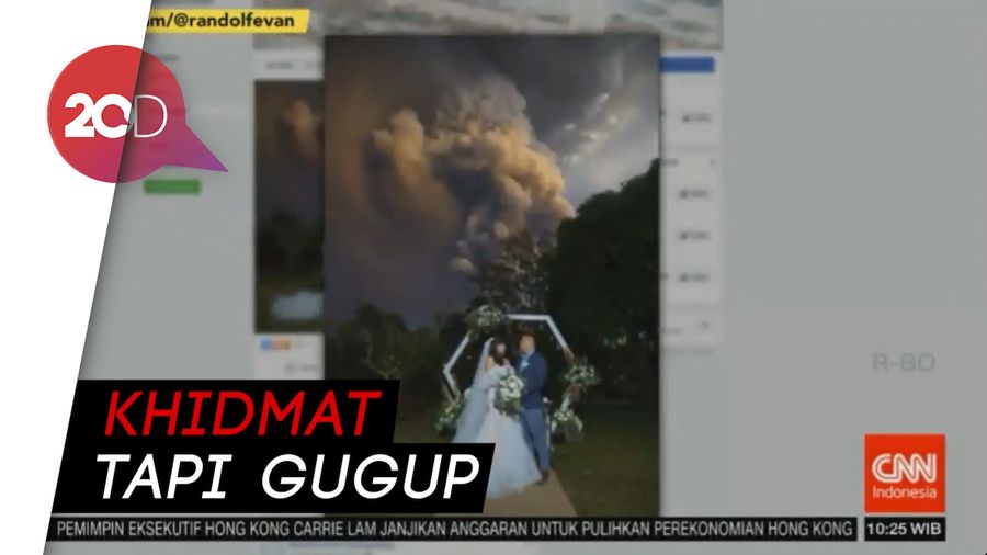 Nekat! Momen Dramatis Pasangan Menikah Dekat Gunung Meletus