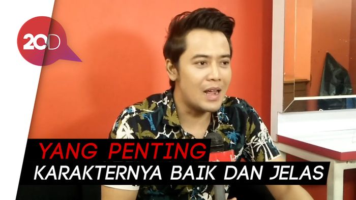 Tak Menutup Hati, Kriss Hatta Beberkan Tipe Wanita Idamannya