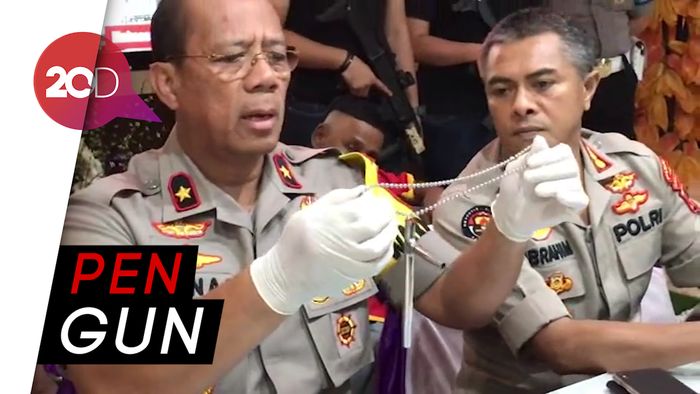 Pria Ini Diciduk Gegara Buat Senjata Api Berbentuk Pulpen
