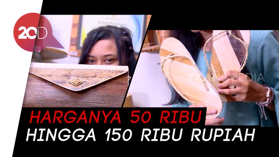 Inspiratif! Menyulap Pelepah Pisang Jadi Tas hingga Sandal