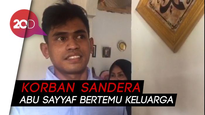 Suasana Haru Korban Sandera Abu Sayyaf Bertemu Keluarga