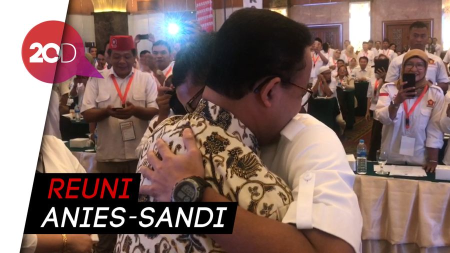 Peluk Hangat Anies-Sandi di Rakerda Gerindra DKI