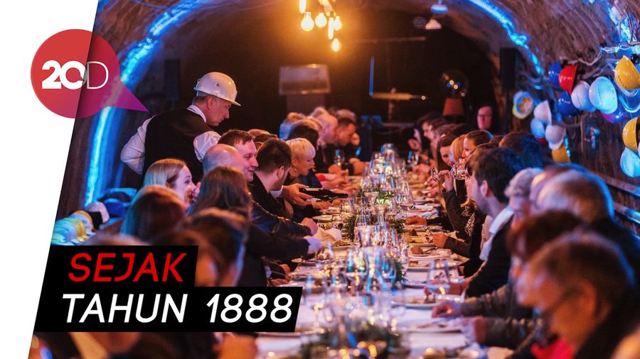 Sensasi Makan Malam di Tambang Batu Bara