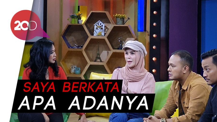 Angel Lelga Persilakan Vicky Prasetyo Laporkan Dirinya Angel Lelga Persilakan Vicky Prasetyo Laporkan Dirinya
