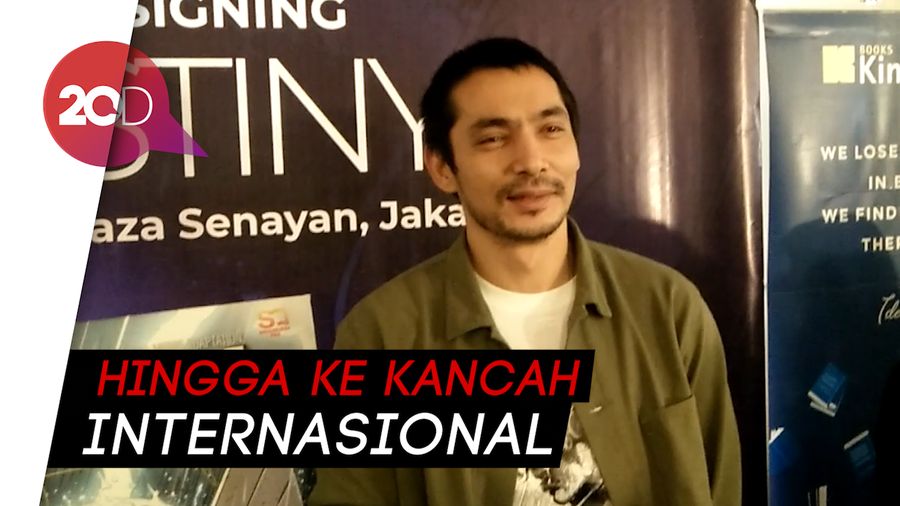 Abimana Beri Semangat Komikus Indonesia untuk Terus Berkarya