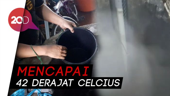 Geger Air Panas Muncul dari Sumur Warga di Cimahi