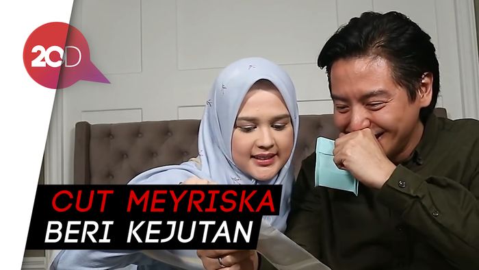 Kado untuk Roger Danuarta, Cut Meyriska Hamil Anak Pertama