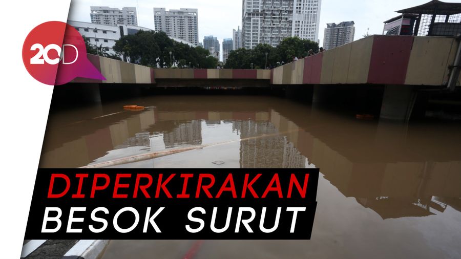Ketinggian Banjir Underpass Kemayoran Masih 2,5 Meter 