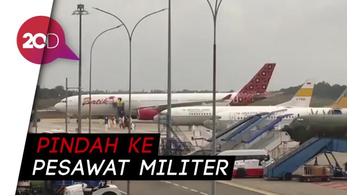 WNI dari Wuhan Tiba di Batam, Lanjut Terbang ke Natuna